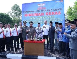 Musnahkan Minuman Beralkohol, Husni Merza: Peredaran Miras di Siak Harus Dihentikan