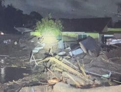 Banjir Bandang Terjang Kabupaten Agam, Belasan Warga Dilaporkan Tewas