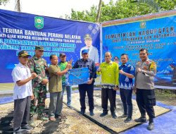 Sejahterakan Nelayan, Pemkab Siak Berikan Bantuan dan Bangun Dermaga di Tualang