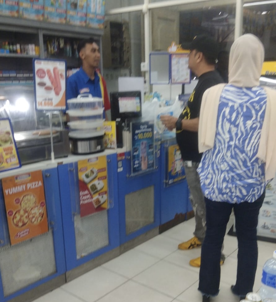 Kasir Indomaret di Pekanbaru Diduga Tipu Konsumen, Begini Modusnya Kasir Indomaret di Pekanbaru Diduga Tipu Konsumen, Begini Modusnya