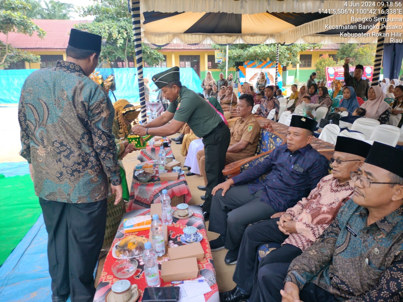 Danramil 0321-05 Hadiri Perpisahan SMP 6 Bangko Pusako Danramil 0321-05 Hadiri Perpisahan SMP 6 Bangko Pusako