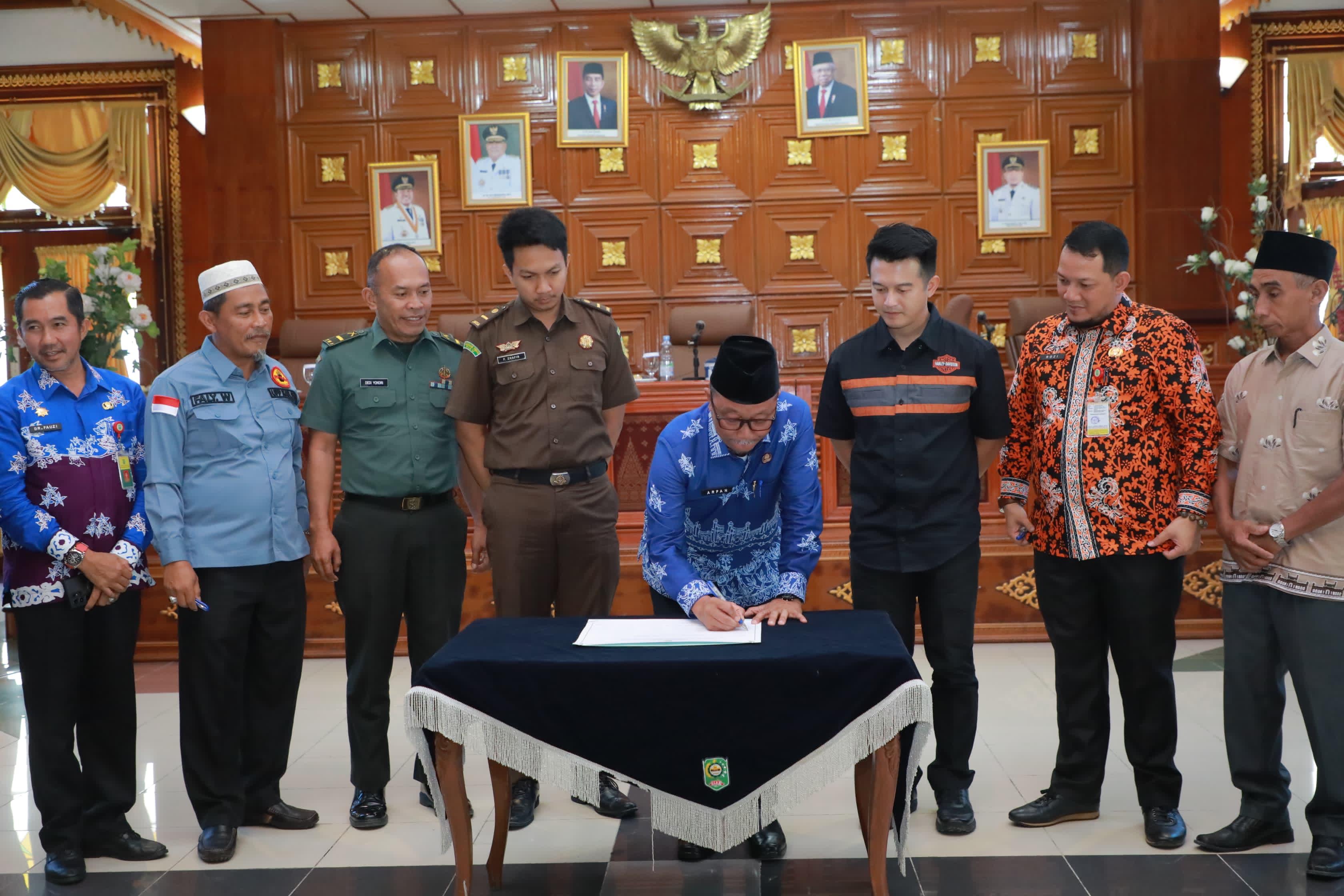 Cegah Praktek Pungli di Sekolah, Satgas Saberpungli Siak Taja Sosialisasi Bagi ASN di Dua Kecamatan