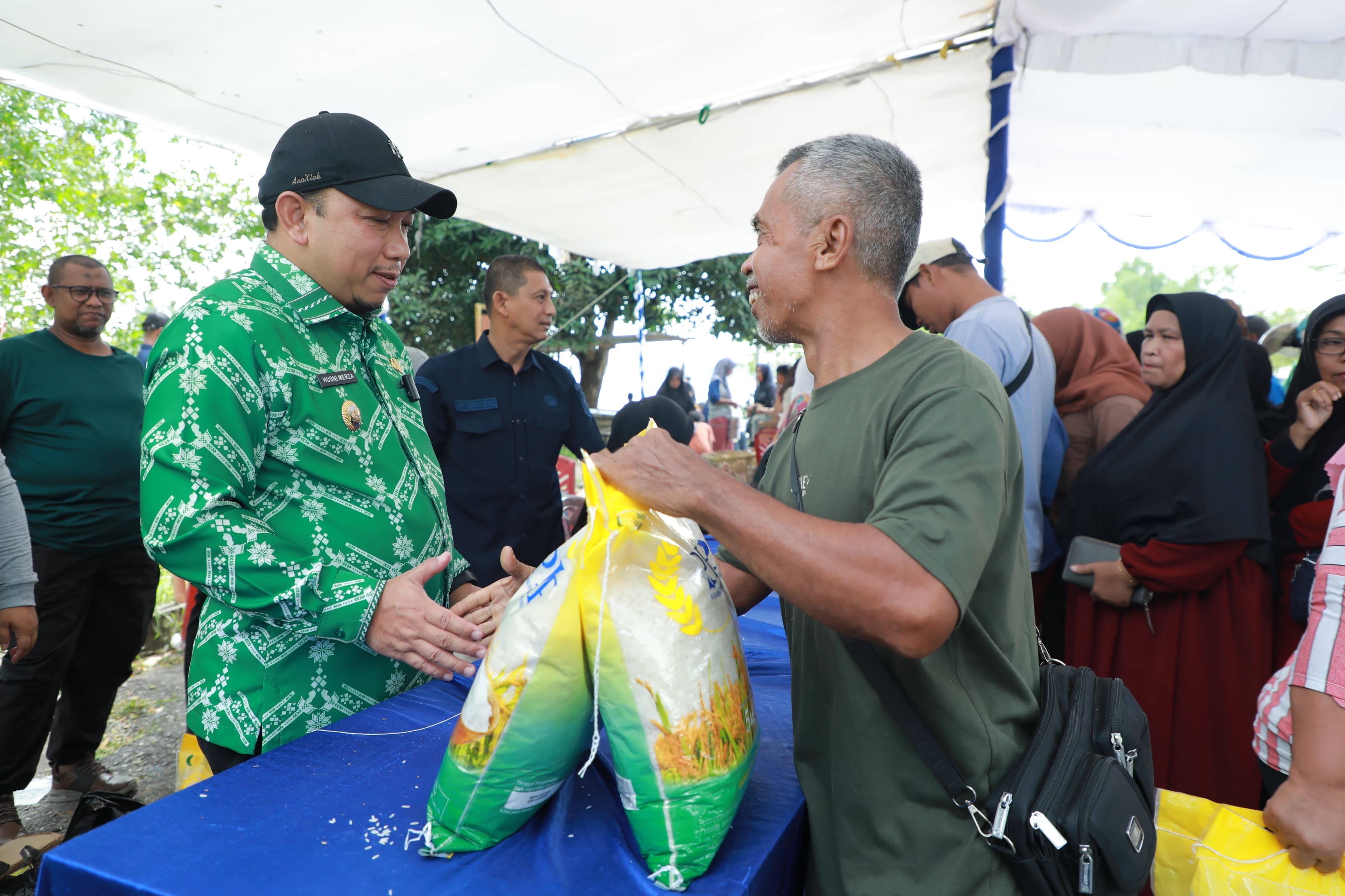 Melalui Pasar Murah, Cara Pemkab Siak Bantu Warga Kurang Mampu