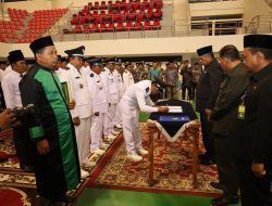 Bupati  Alfedri Kukuhkan 52 Bapekam dan 6 Penghulu, Masa Jabatan Diperpanjang Hingga Delapan Tahun