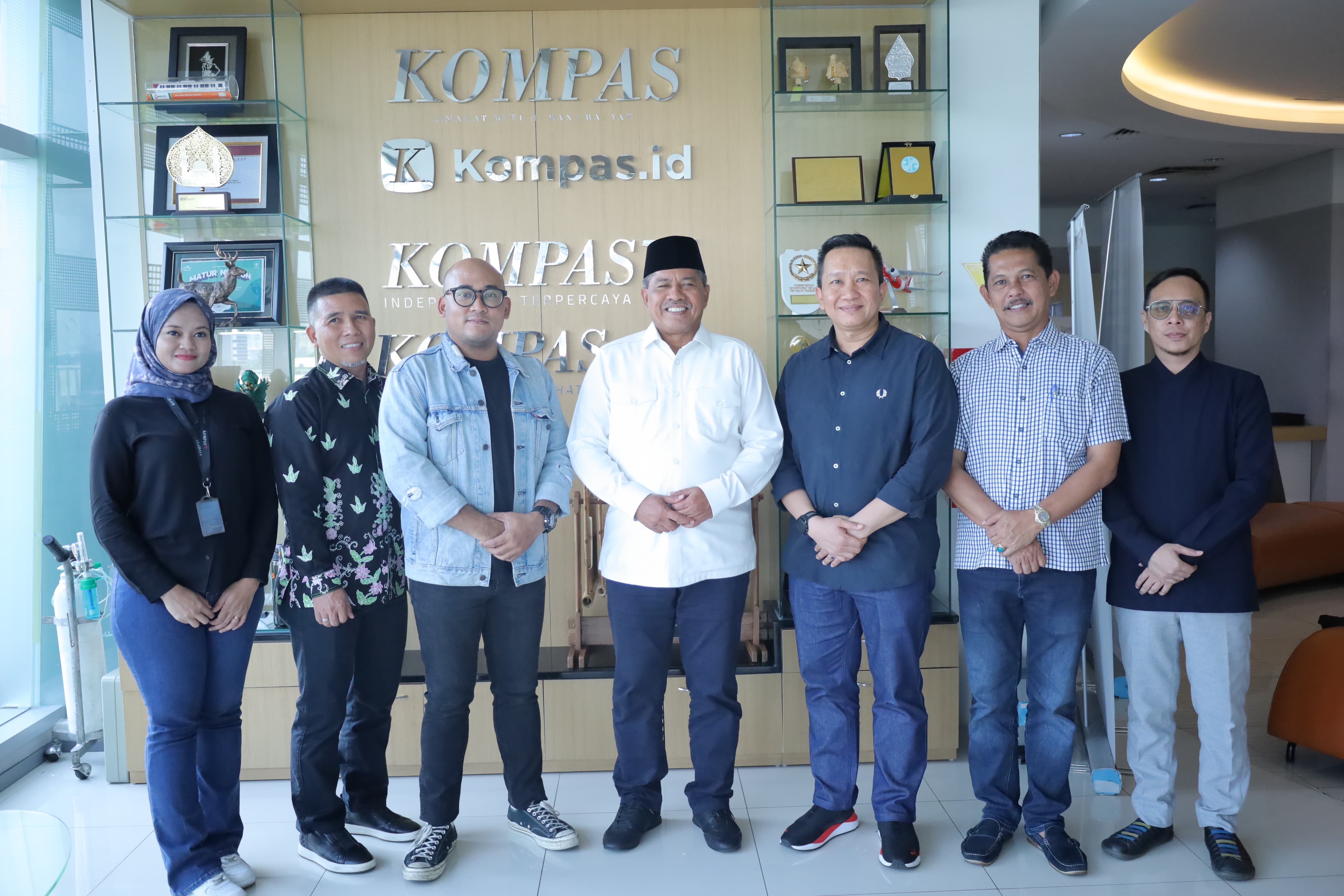 Bupati Siak Alfedri Bersinar di Zona Inspirasi, Siak Hijau Raih Penghargaan Nasional