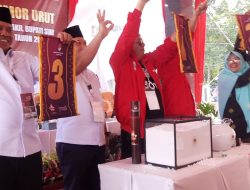 KPU Siak Gelar Pengundian Nomor Urut Paslon, Ketua KPU Ajak Jaga Pilkada Damai