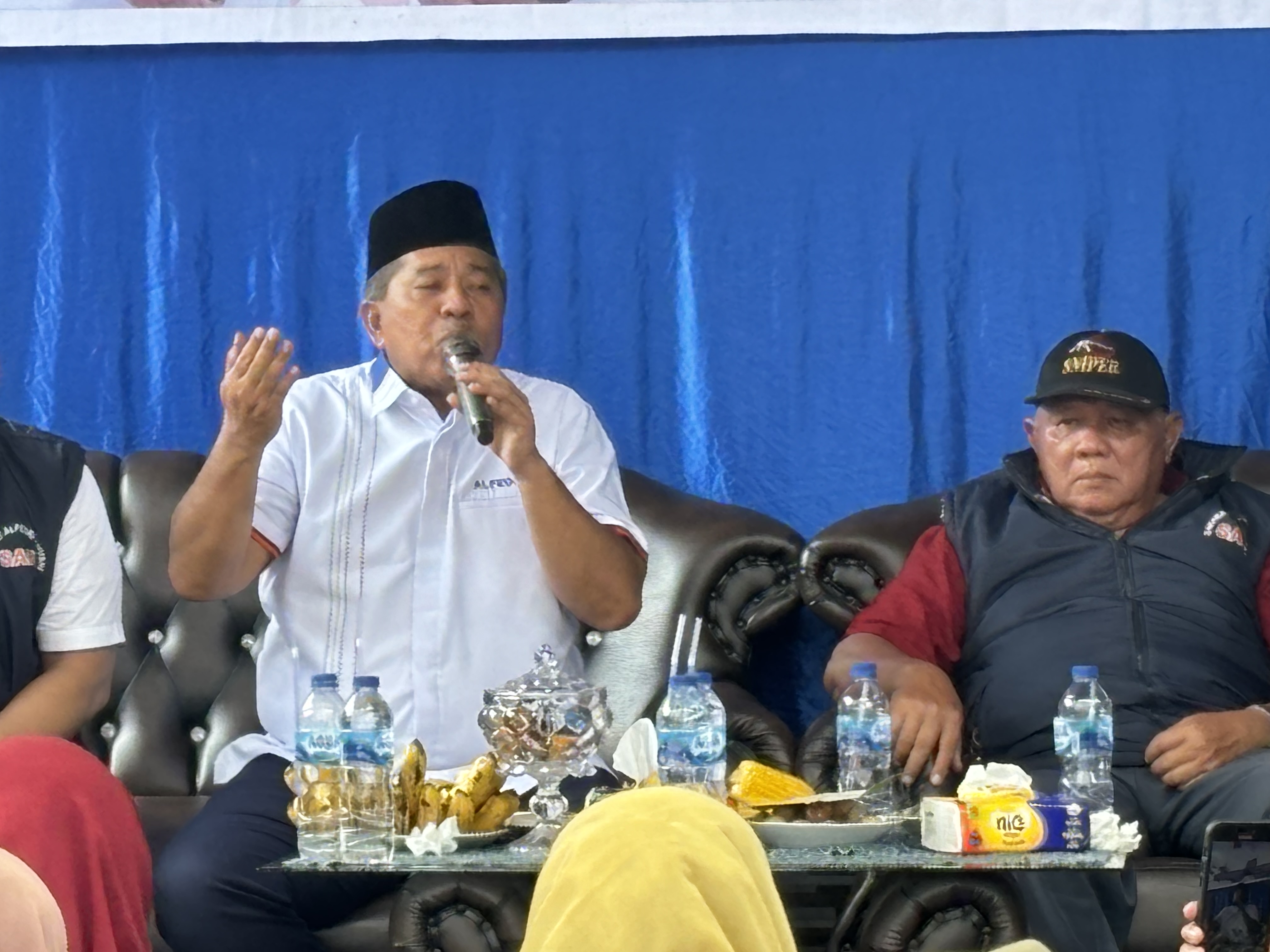 Alfedri-Husni Wakafkan Diri untuk Masyarakat Siak, Komitmen Majukan Generasi Melalui Pendidikan