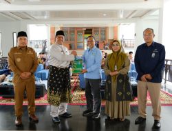 Torehkan 74 Prestasi, Alfedri-Husni Cetak Rekor MURI Lift Outdoor Pertama di Indonesia