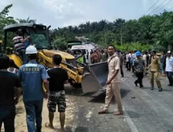 Tragedi di Jalintim, Kecelakaan Maut Libatkan Tiga Kendaraan, Seorang Pengemudi Dilaporkan Tewas