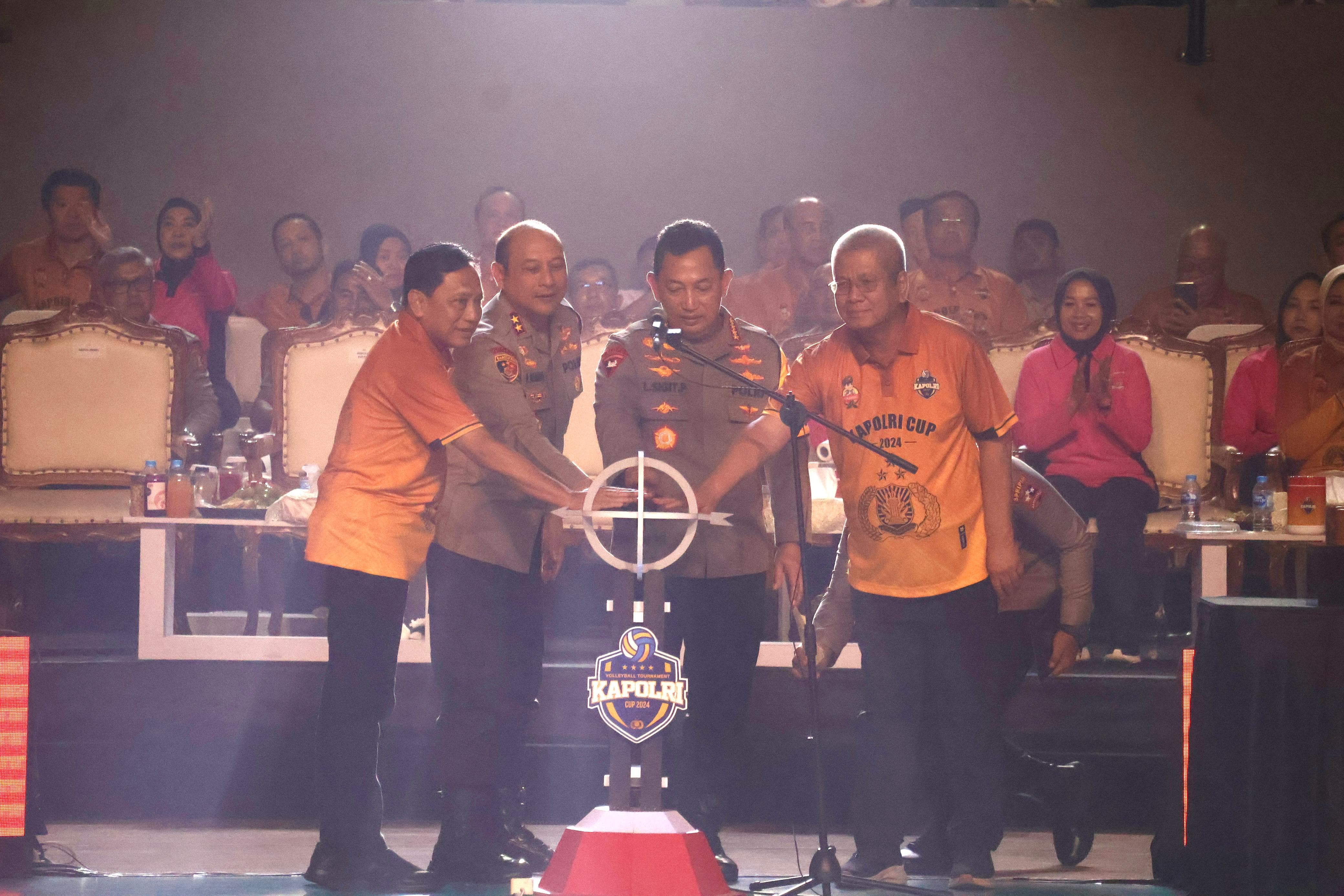 Kapolri Resmikan Proyek Air Bersih di Kalbar, Upaya Mendukung Kesejahteraan Masyarakat