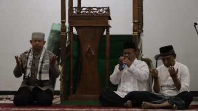 e9d8d0f4-29e1-4f2b-82b9-9774e088c35d