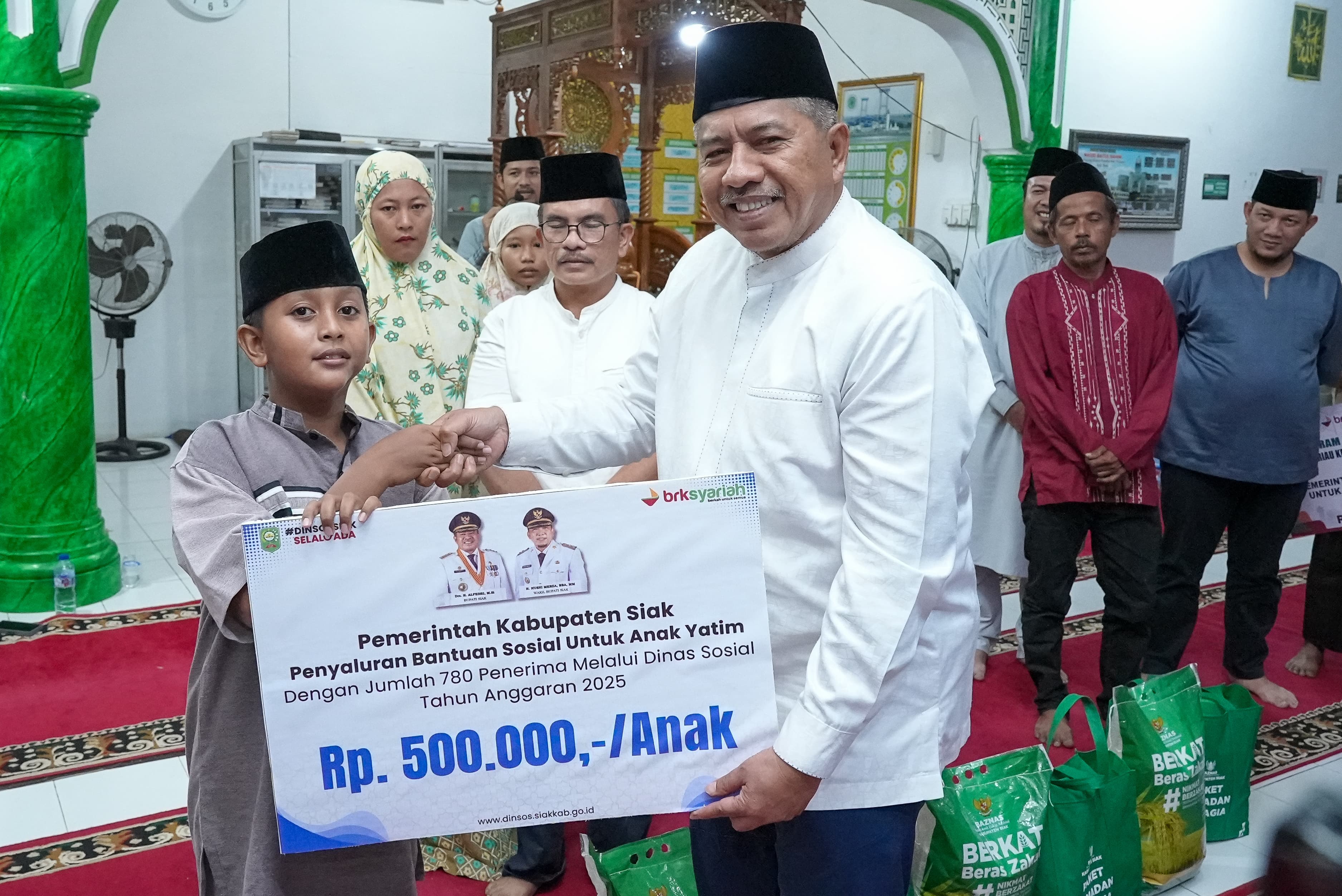 Alfedri Serukan Pentingnya Zakat, Husni Dorong Peningkatan Ibadah di Safari Ramadan