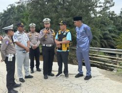 Forum LAJ Siak Tinjau Longsor, Pengendara Diimbau Gunakan Jalur Alternatif