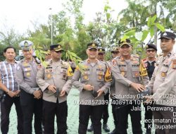Hangat dan Inspiratif, Kapolres Siak Hadiahkan Pohon untuk Personel yang Berulang Tahun