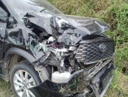 Detik-detik Kecelakaan Mobil Dinas, Bupati Kuansing dan Keluarga Selamat