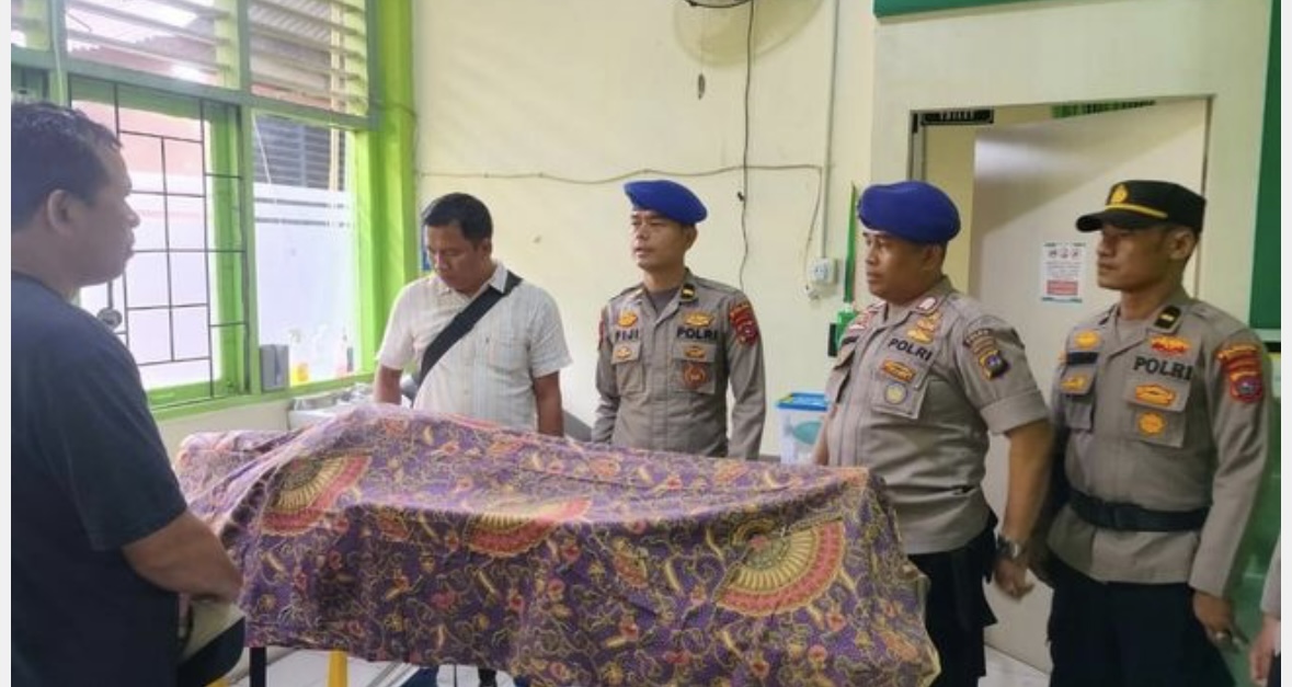 Kapal Wisata Dihantam Badai, Satu Warga Perawang Dilaporkan Meninggal Dunia Kapal Wisata Dihantam Badai, Satu Warga Perawang Dilaporkan Meninggal Dunia