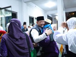 Air Mata Bahagia Sambut 333 Jemaah Haji Siak di Batam