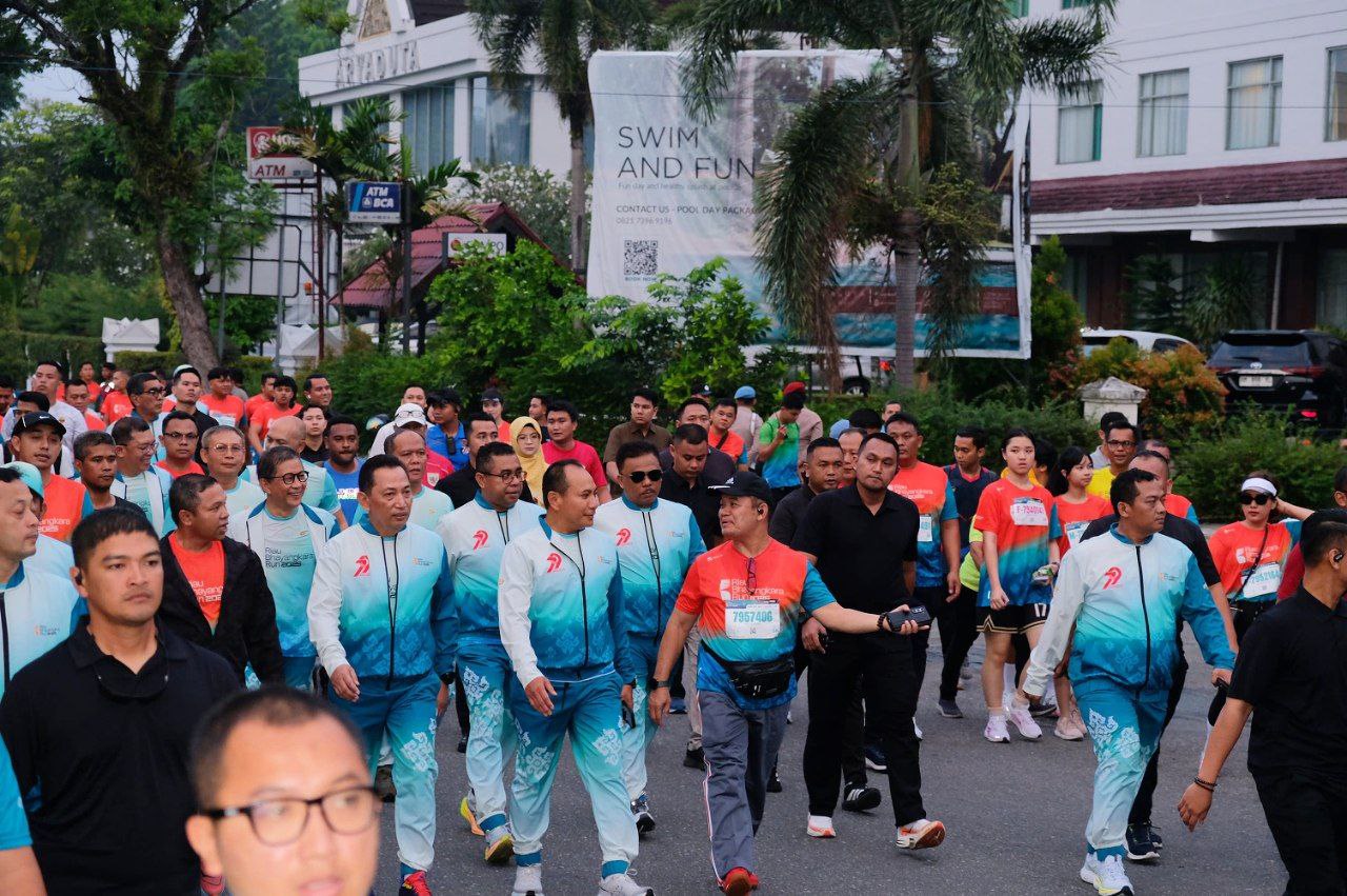 Kapolri Ajak Bangsa Satukan Langkah di Riau Bhayangkara Run 2025