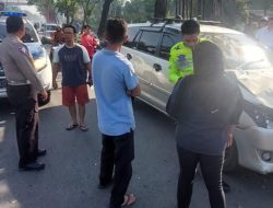 Dua Pejalan Kaki Diseruduk Toyota Inova Depan Kawasan Purna MTQ Pekanbaru