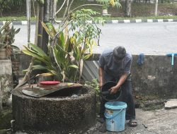 Di Balik Hiruk Pikuk Kota Pekanbaru, Ada Sumur Tua yang Tak Pernah Mati
