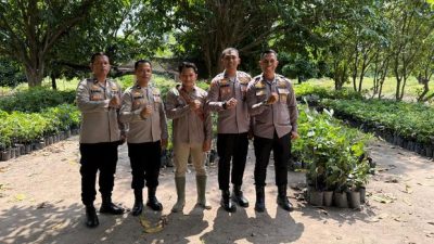 Diinisiasi Irjen Pol Herry Heryawan, Bank Pohon Polda Riau Siap Hijaukan Bumi Lancang Kuning