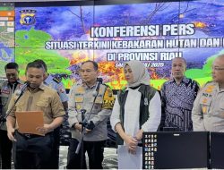 Titik Hotspot Berkurang di Riau Usai 21 Ton Garam di Semai Via Udara