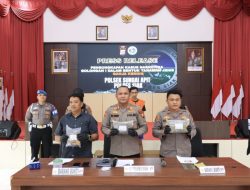 Kapolres Siak  Konferensi Pers Pengungkapan Ganja di Sungai Apit, 2,2 Kg Ganja Disita