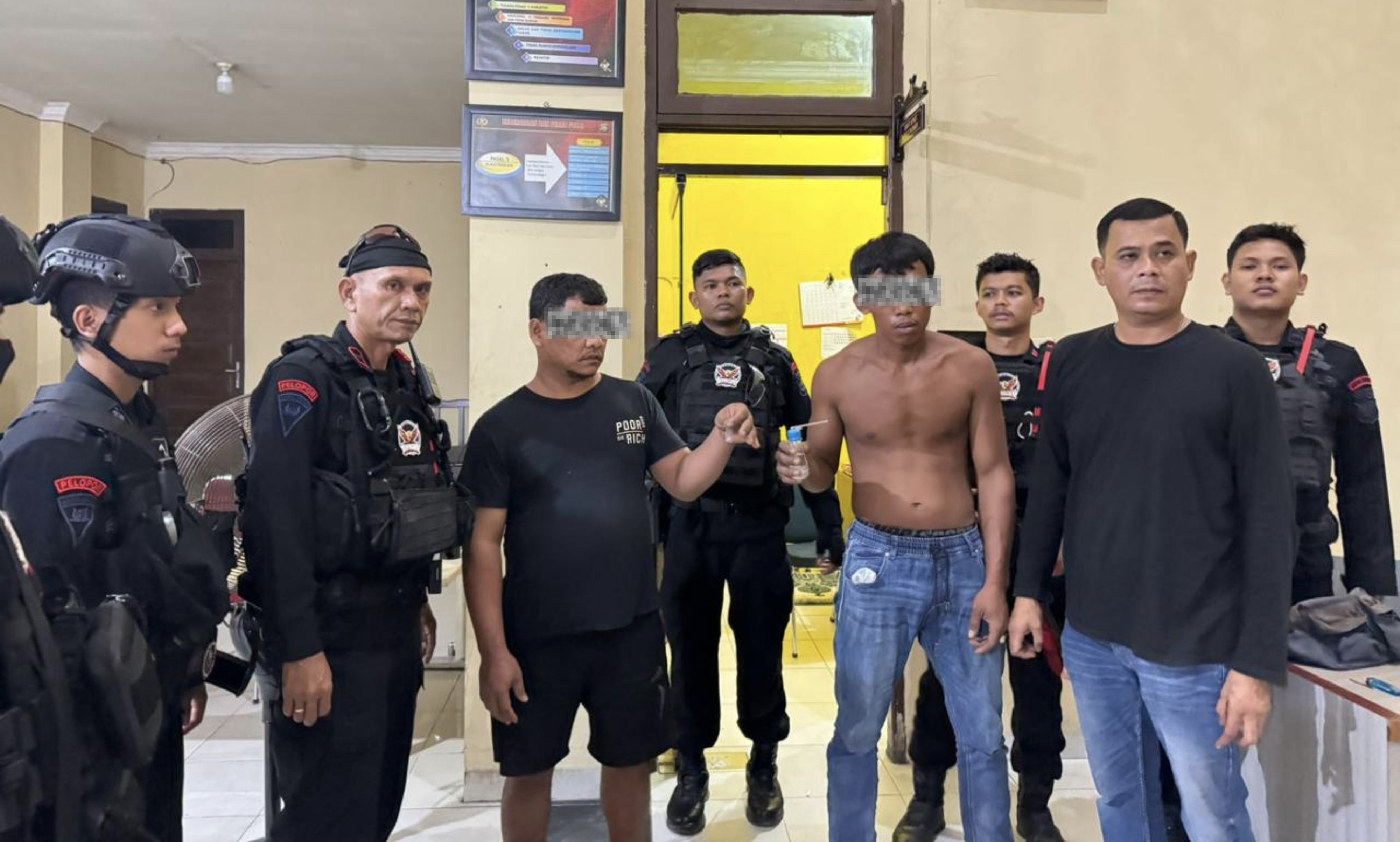 Tim Raga Brimob Riau Amankan Dua Pria Diduga Pengguna Narkoba di Pekanbaru