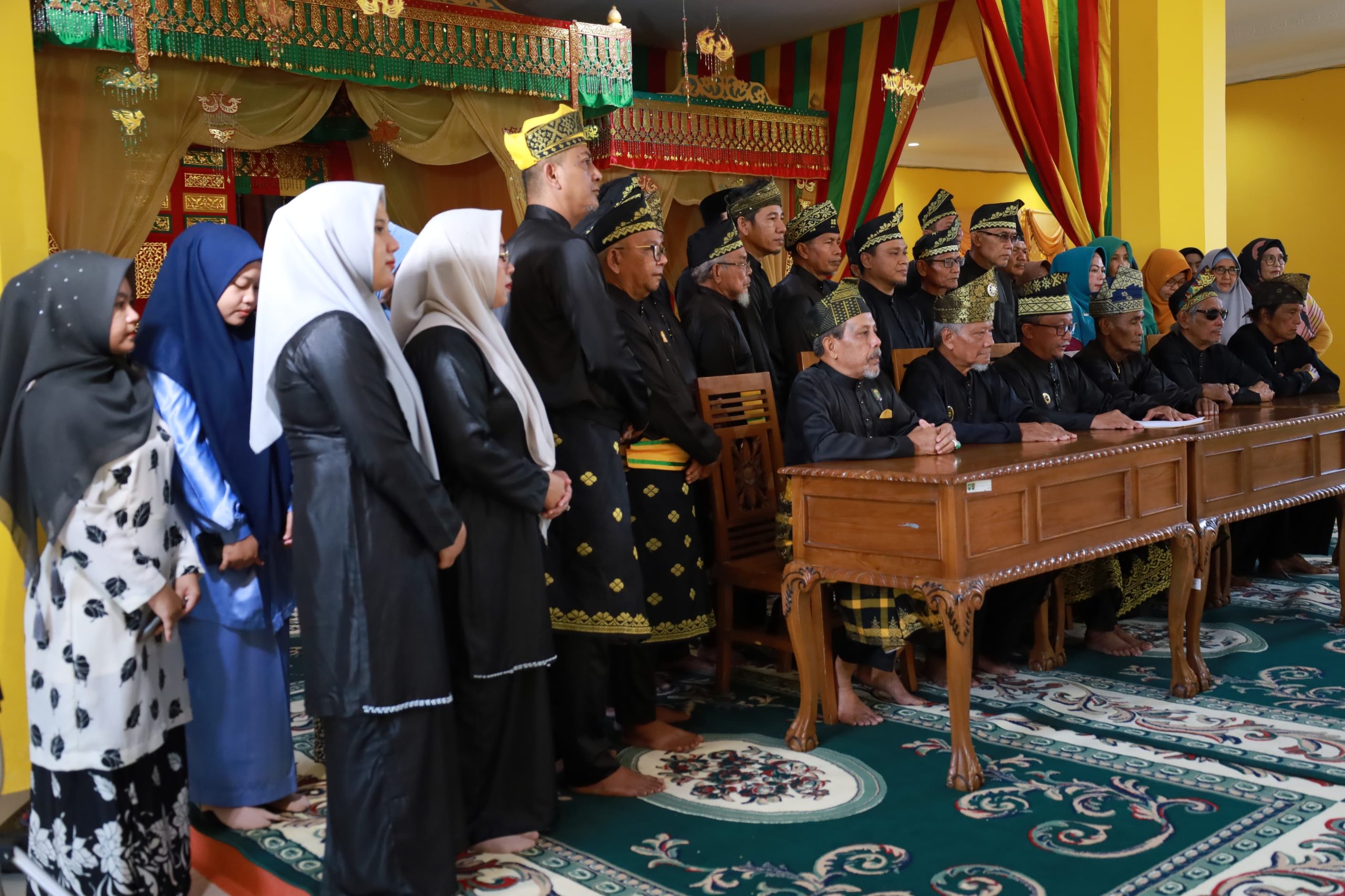 LAMR Siak Tegas: PT SSL Harus Haturkan Maaf Adat dan Selesaikan Konflik LAMR Siak Tegas: PT SSL Harus Haturkan Maaf Adat dan Selesaikan Konflik