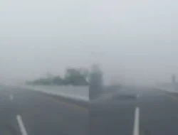 Ruas Tol Pekanbaru–Dumai Berkabut, Pengendara Diminta Tingkatkan Kewaspadaan