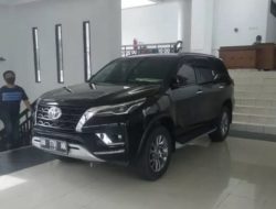 Pemkab Siak Gagal Bayar, Mobil Dinas Bupati Terancam Ditarik Pihak Ketiga