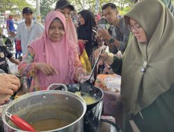 Car Friday Perdana di Tualang, Ribuan Warga Tumpah Ruah Bersama Bupati Afni