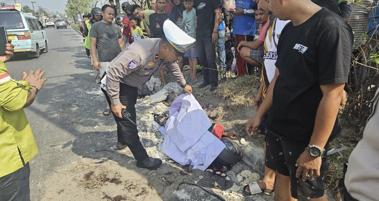 Kecelakaan Maut di Pekanbaru Picu Desakan Penertiban Truk dalam Kota Kecelakaan Maut di Pekanbaru Picu Desakan Penertiban Truk dalam Kota