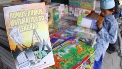 Penjualan Lembar Kerja Siswa (LKS) di lingkungan sekolah masih marak terjadi di Kabupaten Siak, termasuk di Kecamatan Tualang