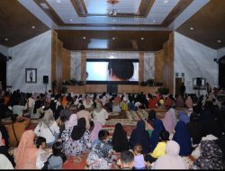 Layar Tancap Jadi Saksi Nostalgia Bupati Afni di Masa Kecil