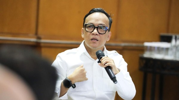 KPK Amankan Wakil Menteri Ketenagakerjaan Immanuel Ebenezer dalam OTT KPK Amankan Wakil Menteri Ketenagakerjaan Immanuel Ebenezer dalam OTT