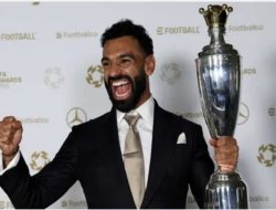 Arne Slot Ungkap Rahasia Konsistensi Mohamed Salah di Usia 33 Tahun Tetap Bertahan di  Liverpool