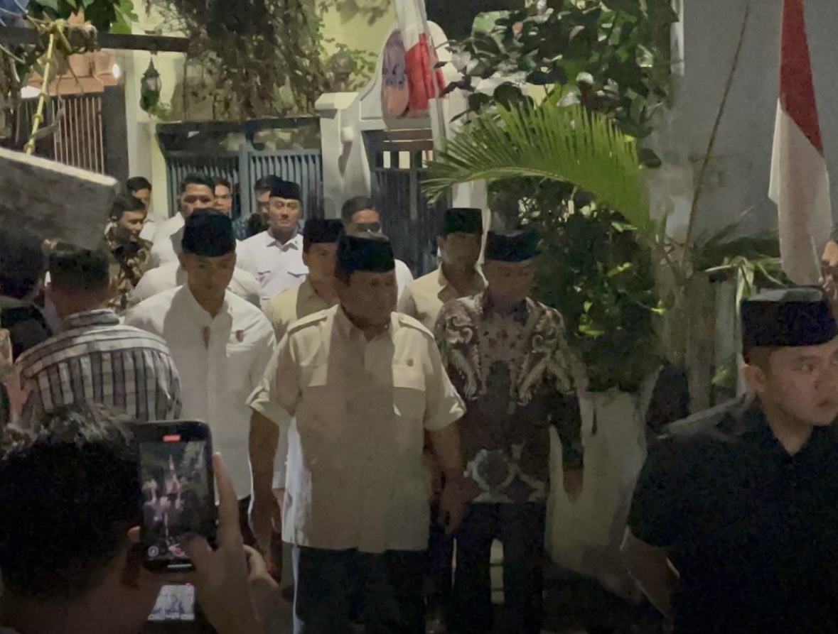 Presiden Prabowo Melayat ke Rumah Duka Affan Kurniawan, Beri Santunan Rumah untuk Orang Tua Korban di Cileungsi