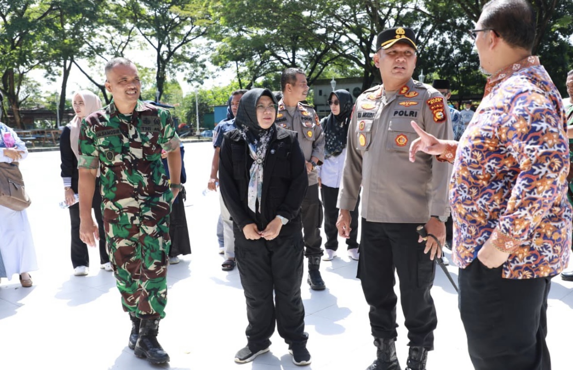 Pasar Murah Pemkab Siak Diserbu Warga, Harga Pangan Bikin Lega Pasar Murah Pemkab Siak Diserbu Warga, Harga Pangan Bikin Lega