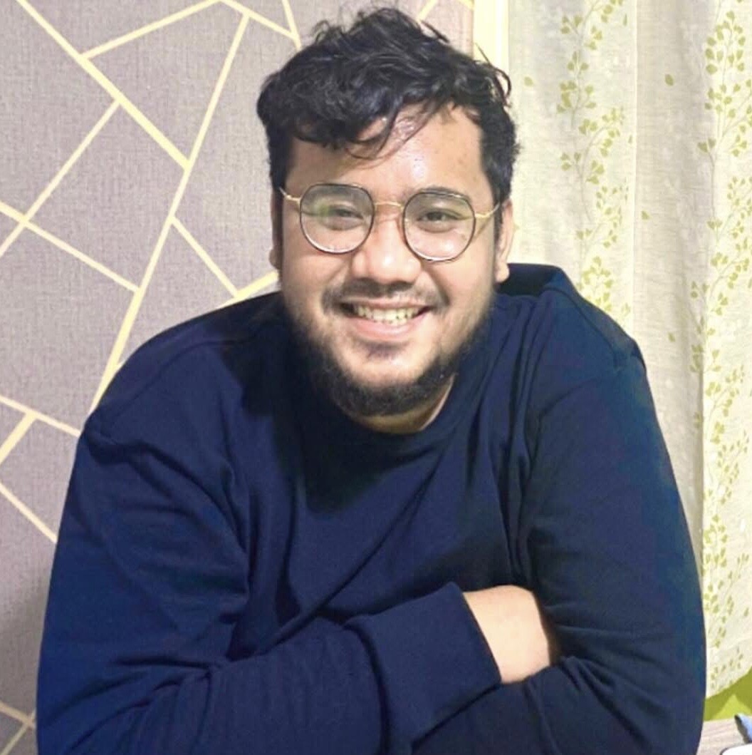 Pintu Kehormatan Riau: Dari Siak untuk Indonesia, Mengawal Gelar Tengku Agung Syarifah Latifah"