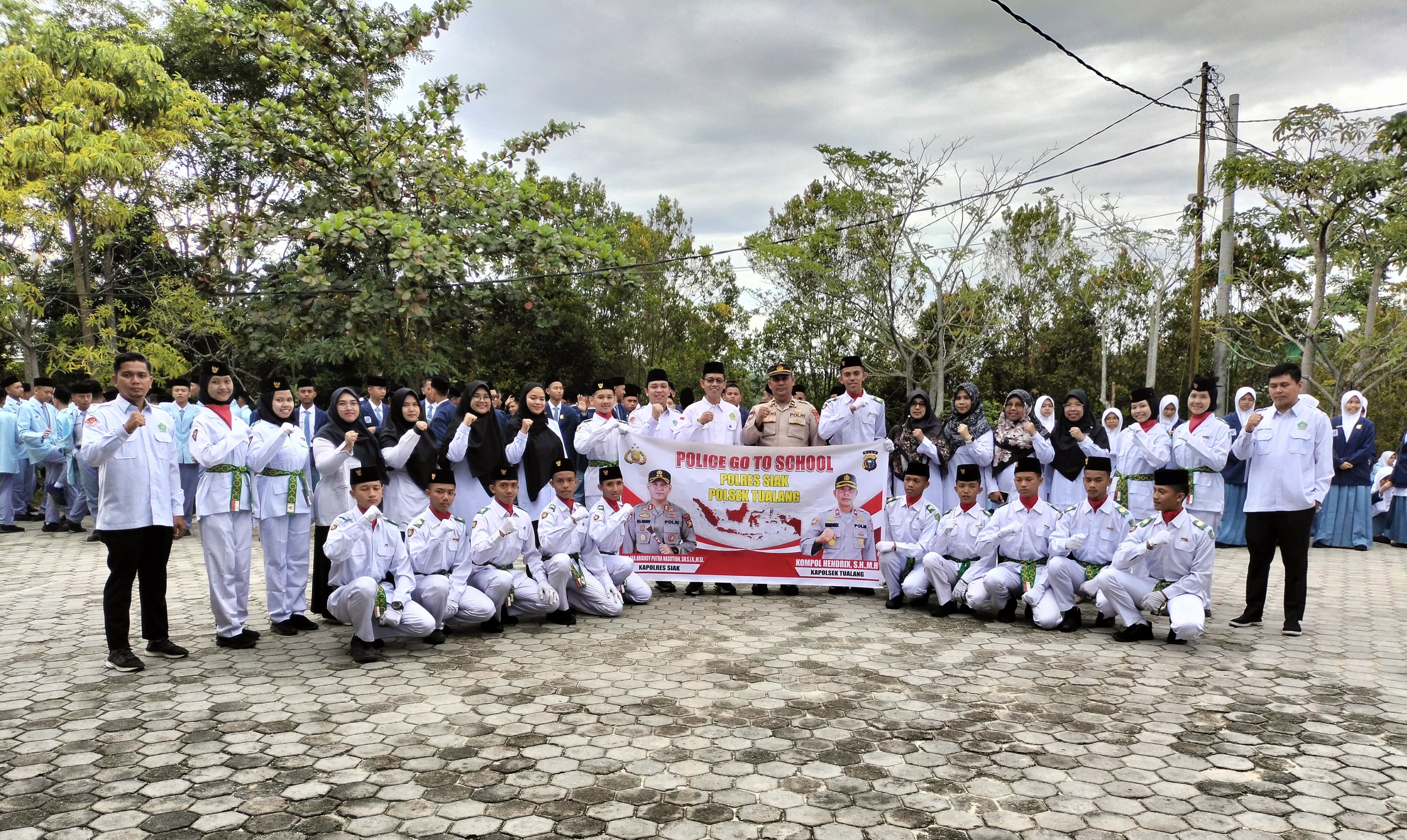 Polisi Masuk MAN Insan Cendikia Siak, Ratusan Pelajar Dibekali Disiplin dan Anti Kenakalan