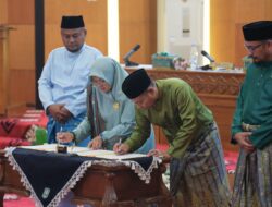 DPRD Siak Ketok Palu RAPBD-P 2025 Rp2,61 Triliun, Turun Rp342 Miliar dari Target Awal