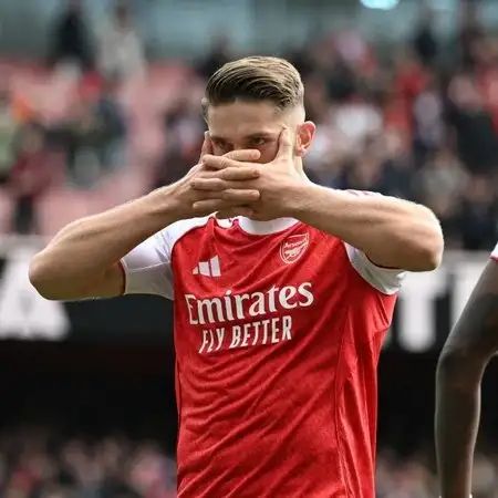 Arsenal Puncaki Klasemen Usai Tundukkan Nottingham Forest 3-0 di Emirates Arsenal Puncaki Klasemen Usai Tundukkan Nottingham Forest 3-0 di Emirates