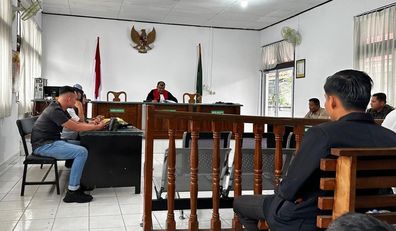 PN Pekanbaru Kabulkan Praperadilan Muflihun Terkait Penyitaan Aset oleh Polda Riau PN Pekanbaru Kabulkan Praperadilan Muflihun Terkait Penyitaan Aset oleh Polda Riau