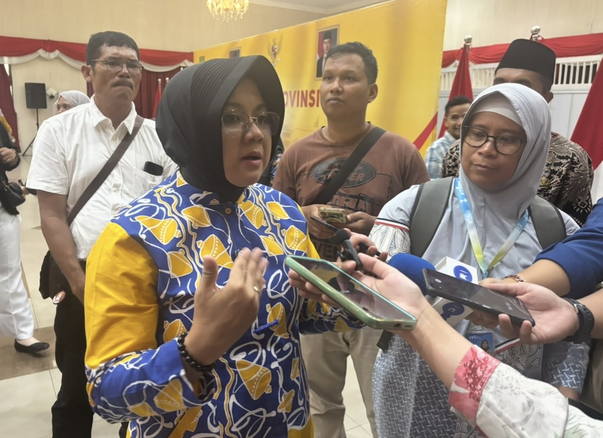 Bupati Afni Ungkap 15 RibuanTruk Beroperasi di Siak, Ketaatan Pajak Masih Minim Bupati Afni Ungkap 15 RibuanTruk Beroperasi di Siak, Ketaatan Pajak Masih Minim