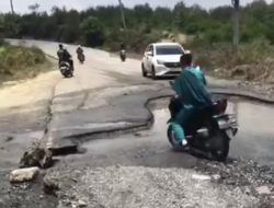 Jalan Lintas Perawang–Sungai Mandau Rusak Parah, Warga Minta Pemkab dan Perusahaan Ambil Tindakan
