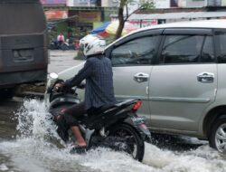 Wali Kota Agung Ungkap Target Banjir di Pekanbaru Tuntas Tahun Depan