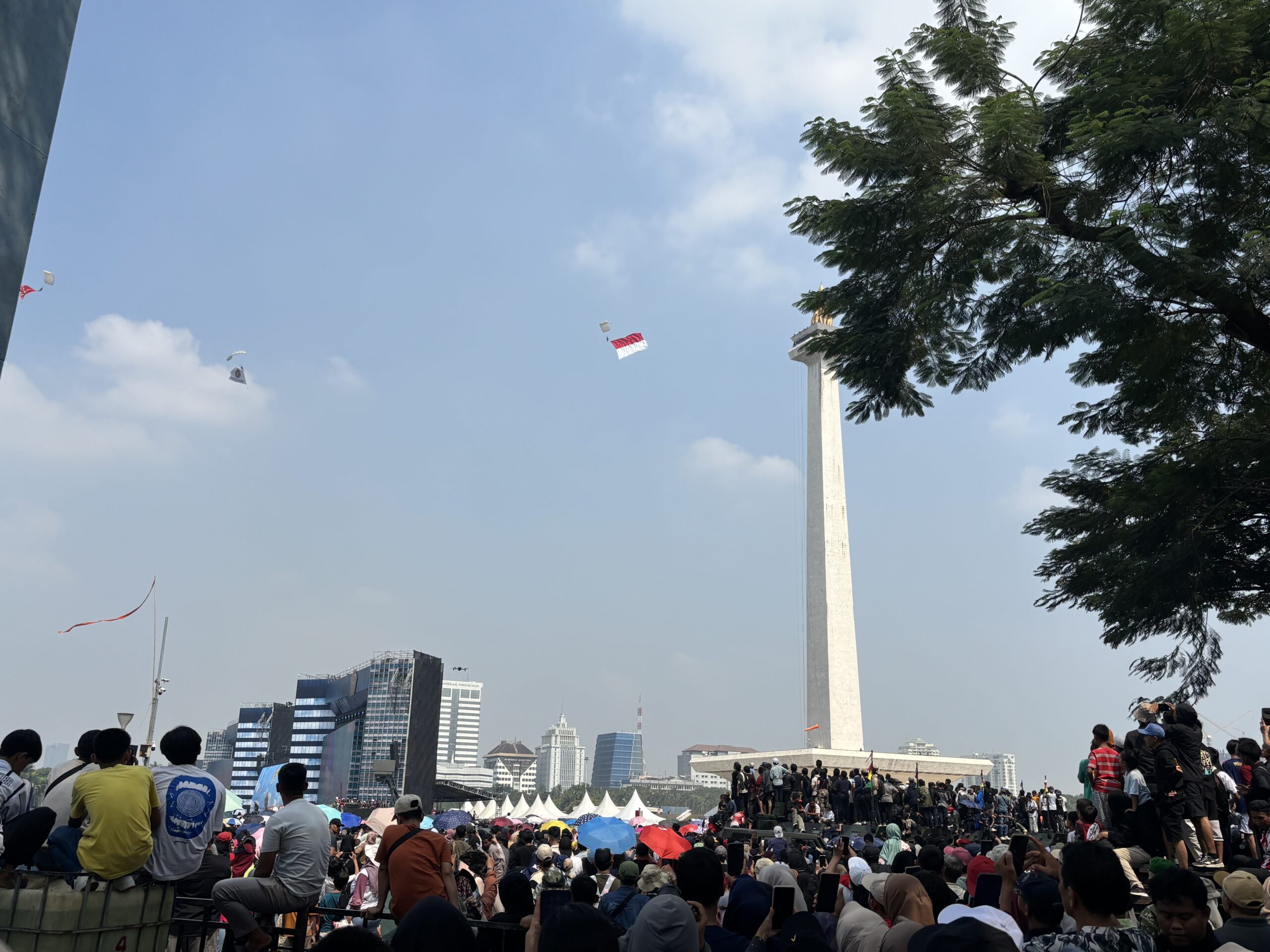 HUT ke-80 TNI Guncang Ibu Kota: Parade Tiga Matra Gemparkan Monas HUT ke-80 TNI Guncang Ibu Kota: Parade Tiga Matra Gemparkan Monas