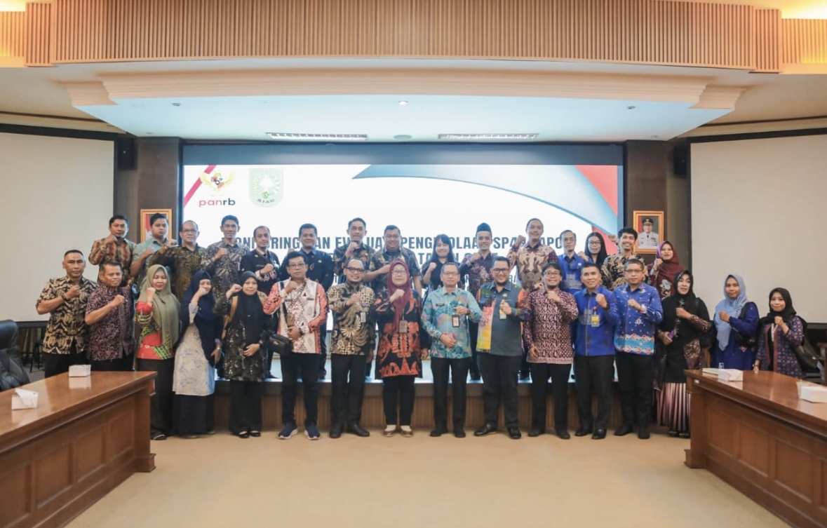 Siak Buktikan Kinerja Prima, Raih Peringkat II Terbaik SP4N-LAPOR se-Riau Siak Buktikan Kinerja Prima, Raih Peringkat II Terbaik SP4N-LAPOR se-Riau