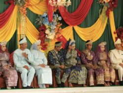 Di Rumah Rakyat, Lima Pasang Raja dan Ratu Sehari Rayakan Cinta di Hari Jadi Siak